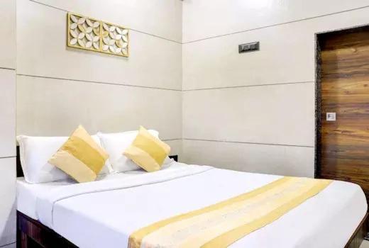 Hotel Amrita Mogappair Τσενάι Εξωτερικό φωτογραφία