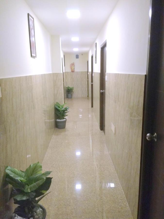 Hotel Amrita Mogappair Τσενάι Εξωτερικό φωτογραφία